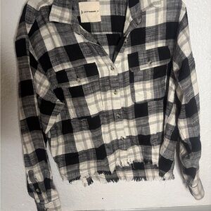 Lucky Brand Black & White Plaid Cropped Flannel Shirt | Raw Hem | Size M